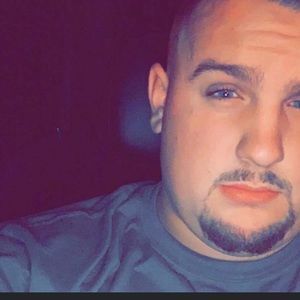 Meet your Posher, Zachary